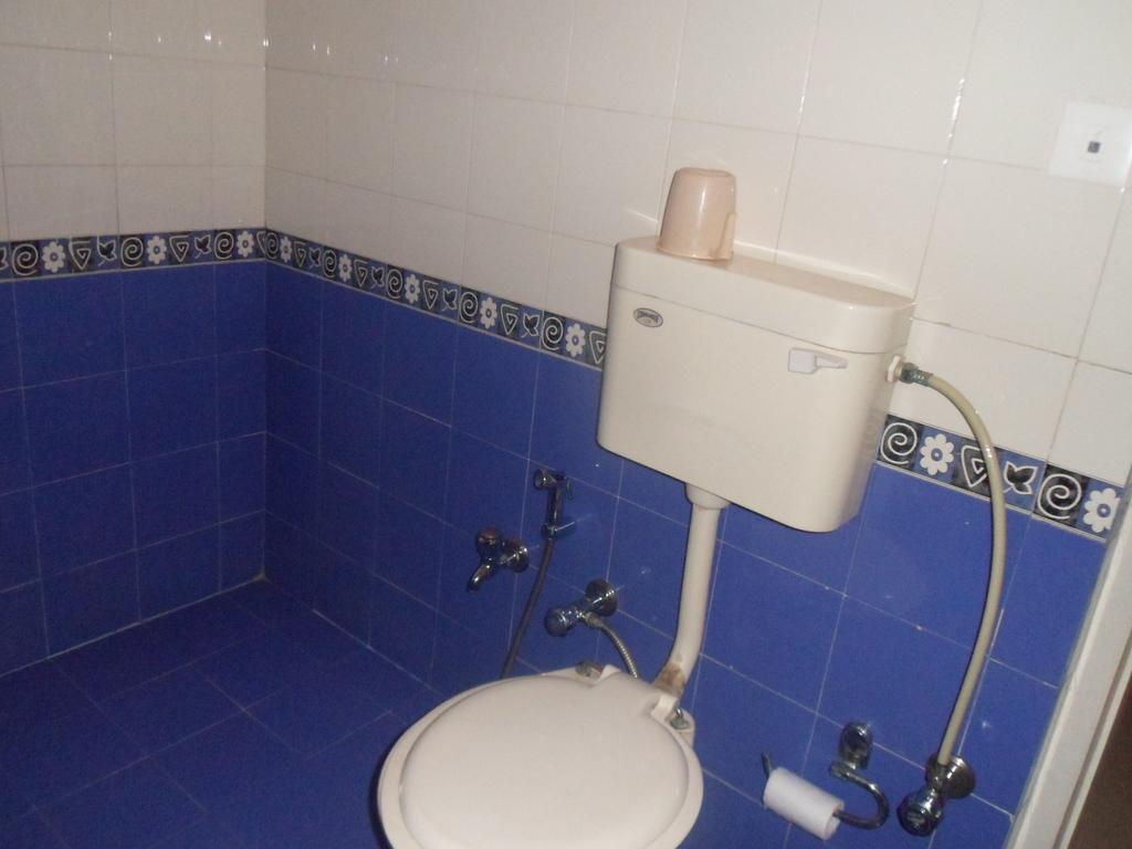 אחמדאבאד Hotel Dudawat חדר תמונה